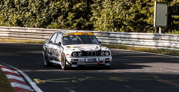 ADAC 24H Classic Rennen 2025: Reportáž ze závodu na Nürburgringu