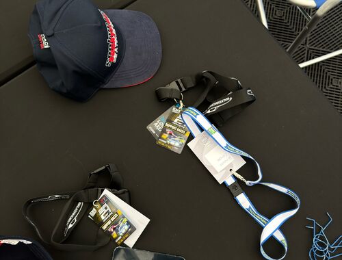 Lanyard pro přístup na pitlane | ADAC 24h Nürburgring 2025 - 3h Classic 18.-22.05.2025 (Reportáž)