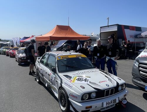 Team připraven a čeká na kvalifikaci 1 | ADAC 24h Nürburgring 2025 - 3h Classic 18.-22.05.2025 (Reportáž)