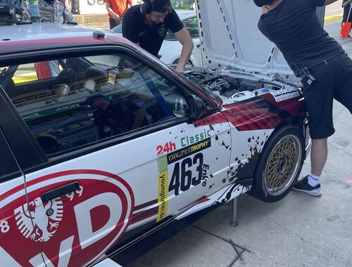 V rámci kvalifikace řešíme technické potíže u auta 463 | ADAC 24h Nürburgring 2025 - 3h Classic 18.-22.05.2025 (Reportáž)