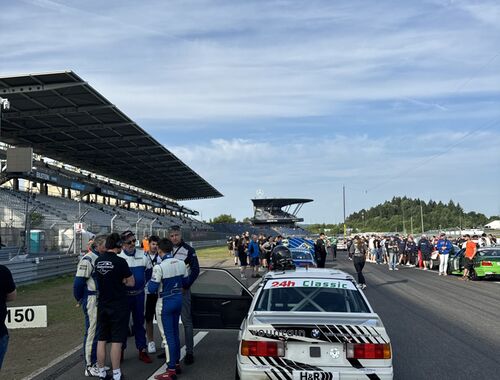 Jsme připraveni na startovní rovince na start | ADAC 24h Nürburgring 2025 - 3h Classic 18.-22.05.2025 (Reportáž)
